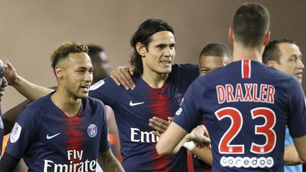 എ​ഡി​ൻ​സ​ൺ ക​വാ​നി പി.​എ​സ്.​ജി വി​ടു​ന്നു